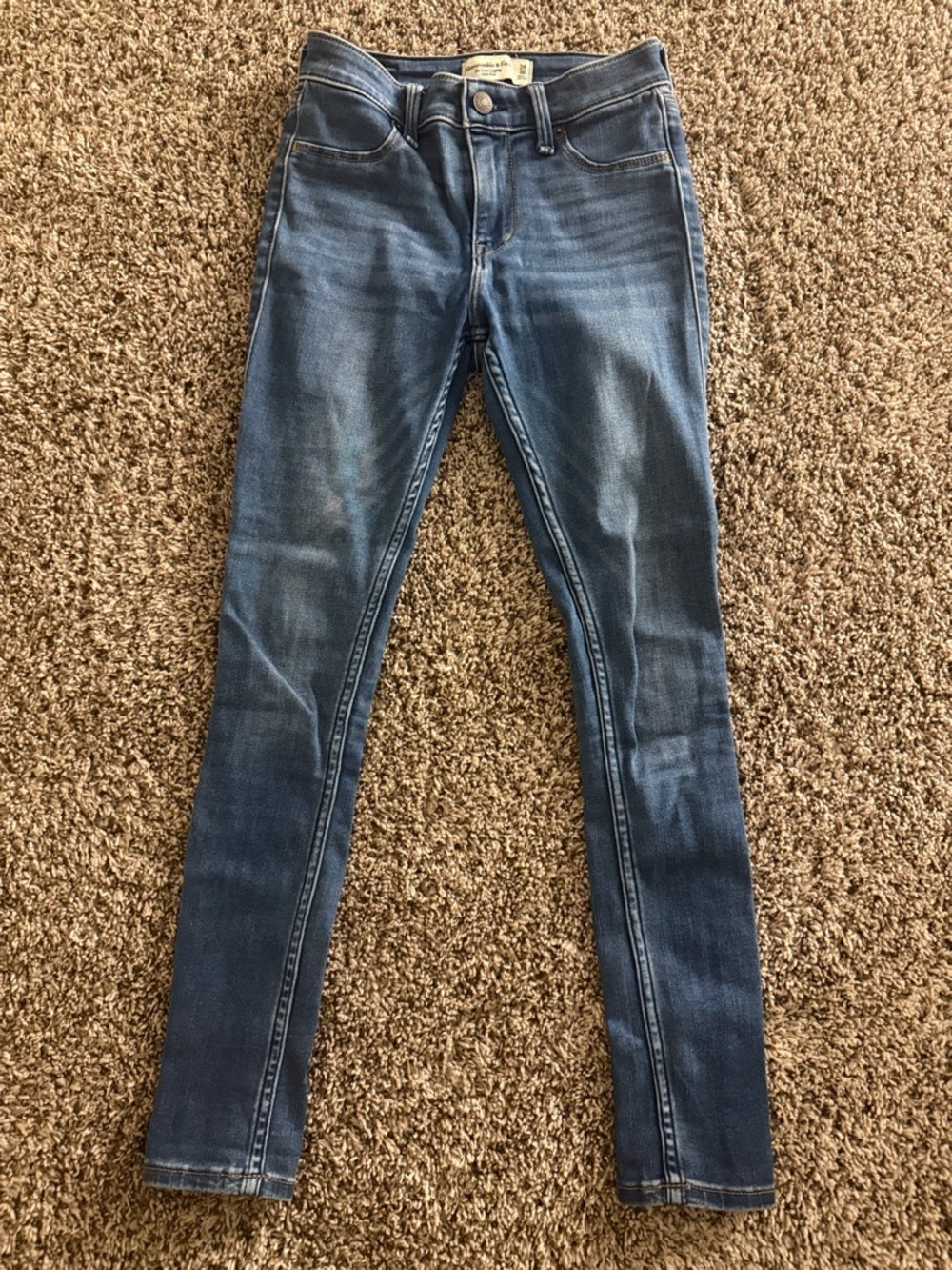 Abercrombie & Fitch Slim Skinny Jeans in Medium Blue Wash